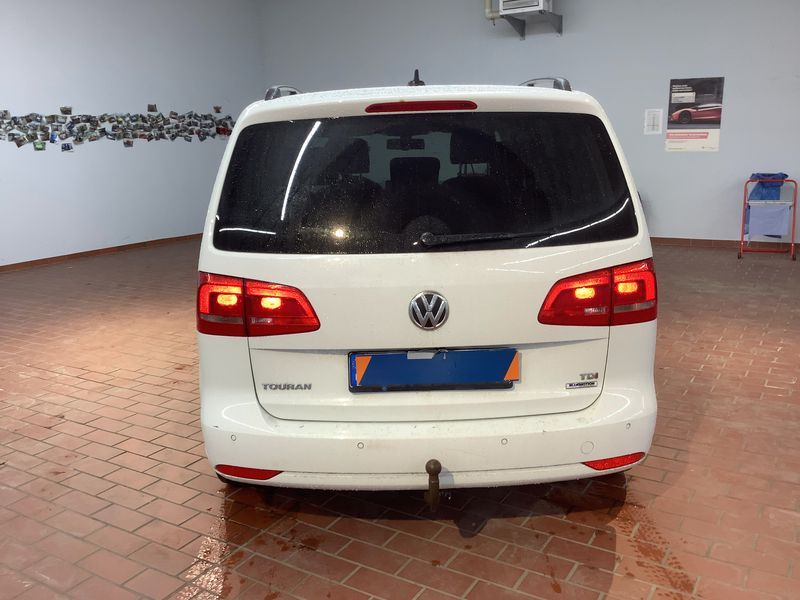 Volkswagen Touran 1.6 TDI Comfortline BlueMotion Tech 2014