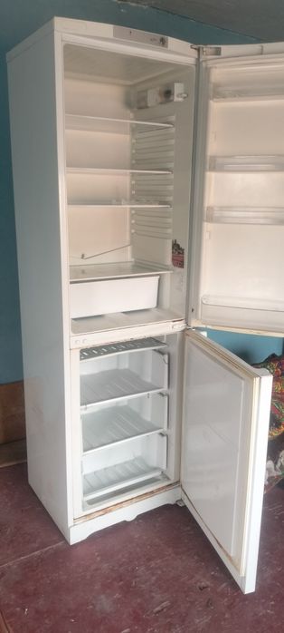 Холодильник сатылады бу