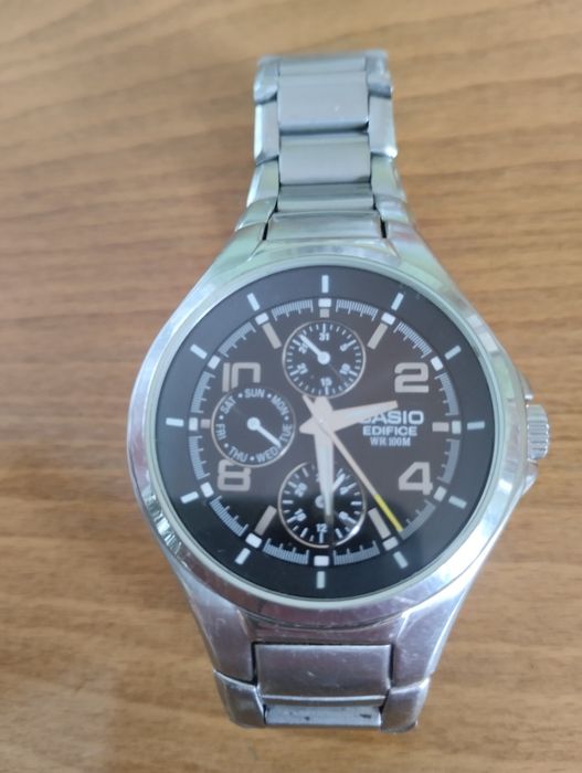 Часовник Casio Edifice