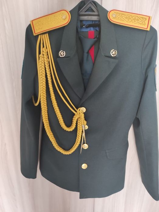 Парадная форма жас сарбаз