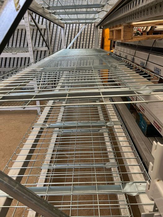 Rafturi metalice industriale 67