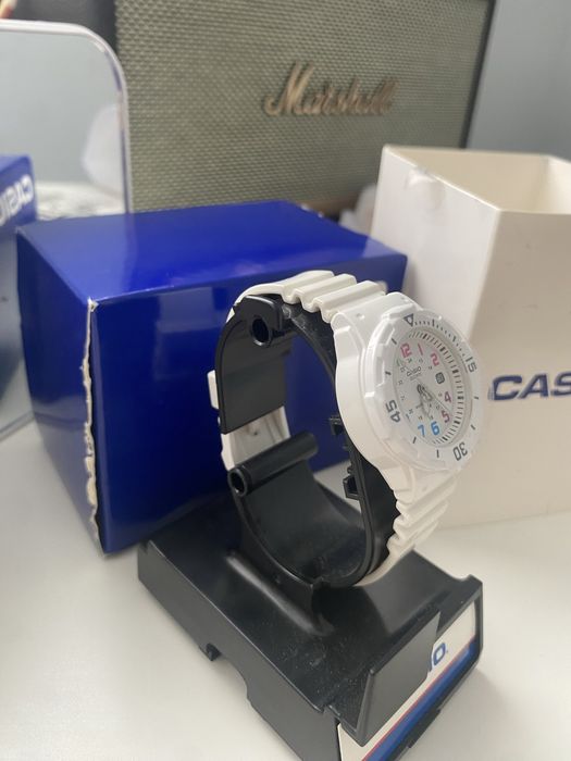 Casio LRW-200H-7B нов