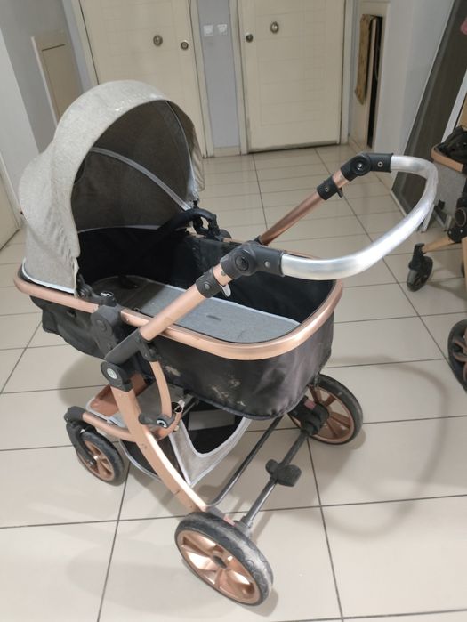 Продам детскую коляску