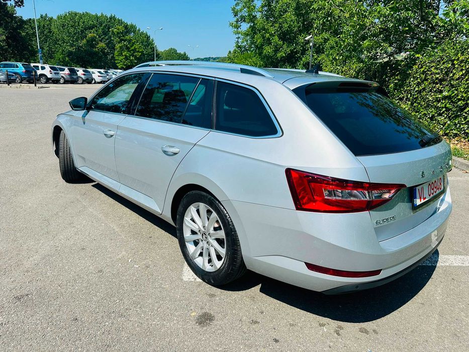 SKODA Superb 2020 — imagine 3