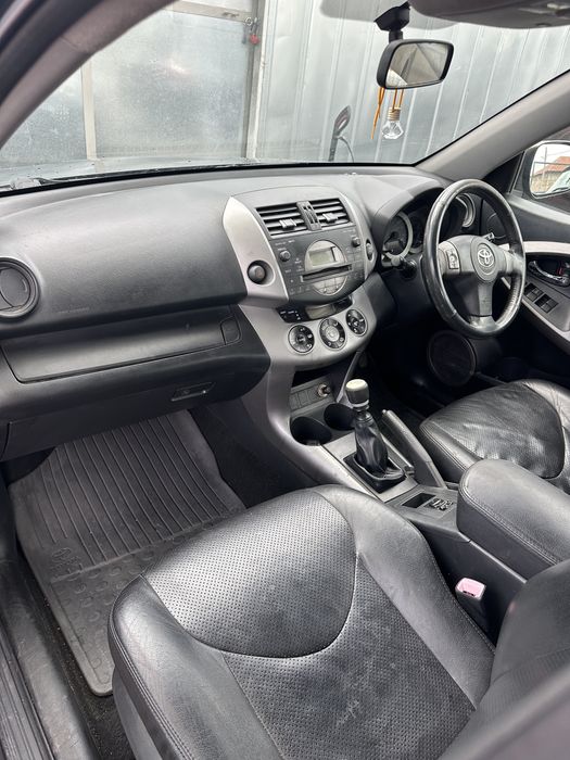 Тойота Рав4 Toyota Rav4 2.2 d4d 136 кс На части