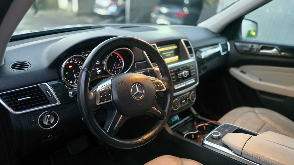 planetara stanga fata Mercedes A1663301600 ML W166 GLE ML350 ML250