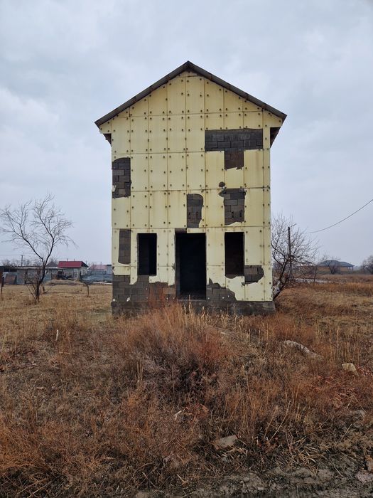 Дом 46 кв.м. (шлакоблок) в с.Нура