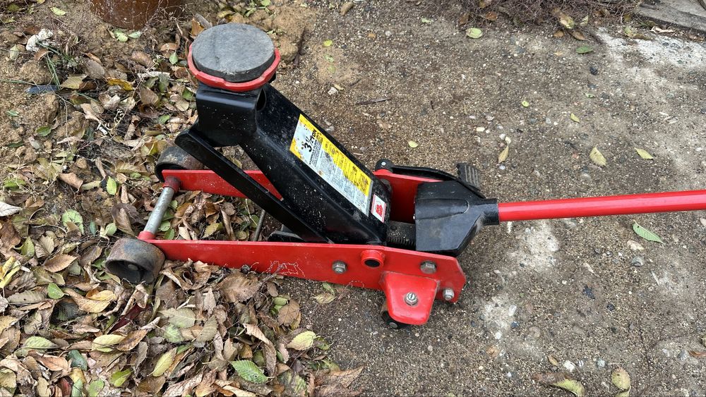 Домкрат подкатной 3.5т