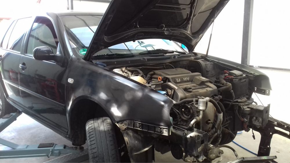 Vand golf 4 1.4 benzina