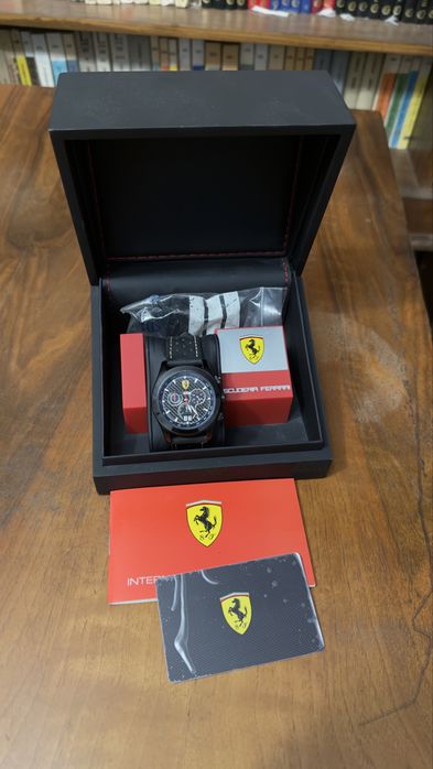 Ceas Ferrari Scuderia Paddock Cronograph Carbon