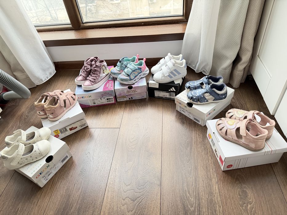 Lot incaltaminte fetite 23-24-25