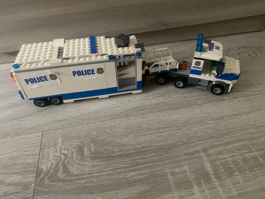 Lego police(camion)