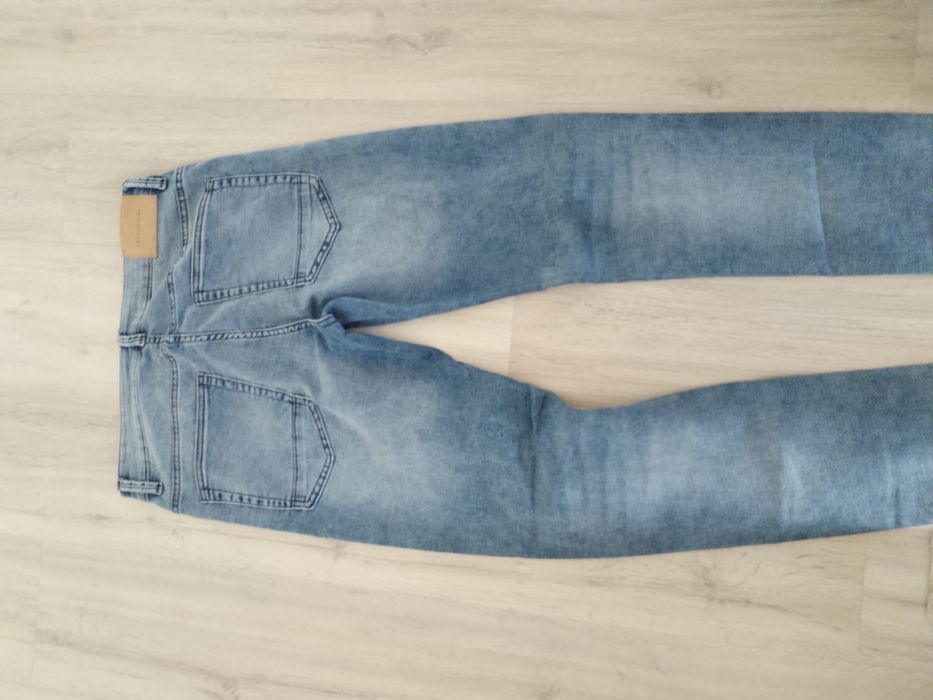blugi skinny albastrii