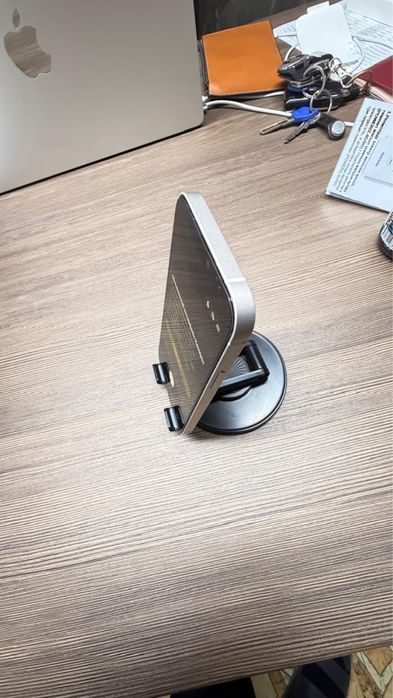 Продаю iPhone 12