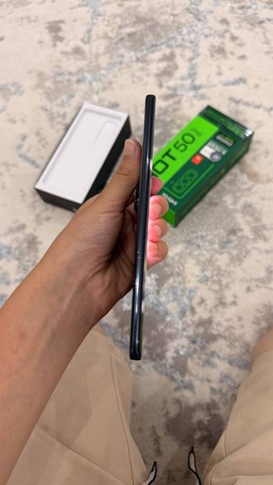 Infinix Hot 50 Pro+ 3D Curved 8+8/256 GB (Karobka-dokument, Ideal)