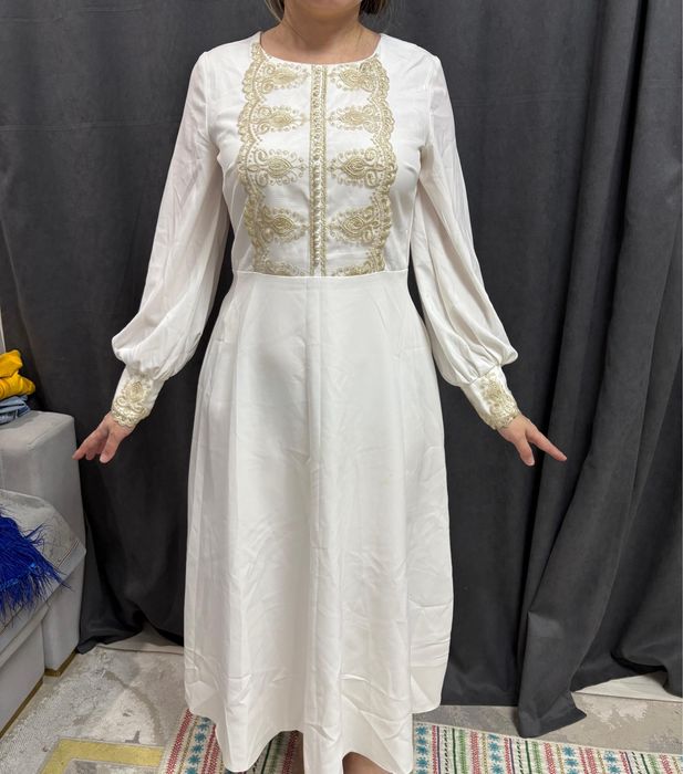 Продается туфли и платье