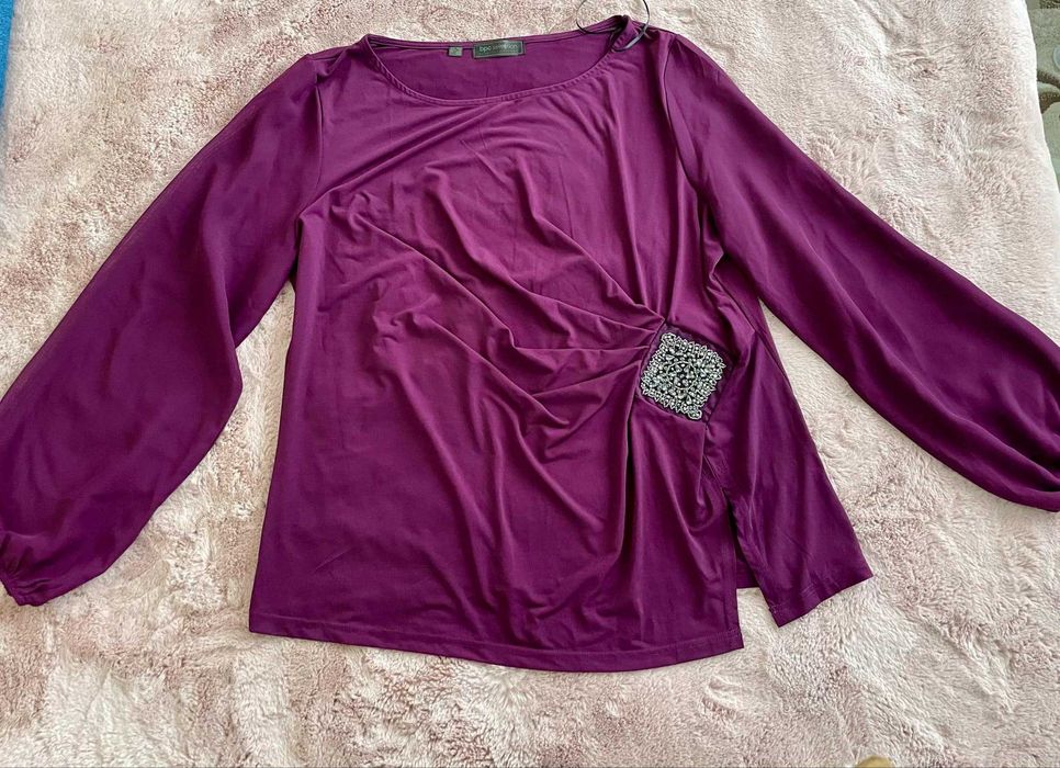 rochii, bluze S-M la 30 de lei