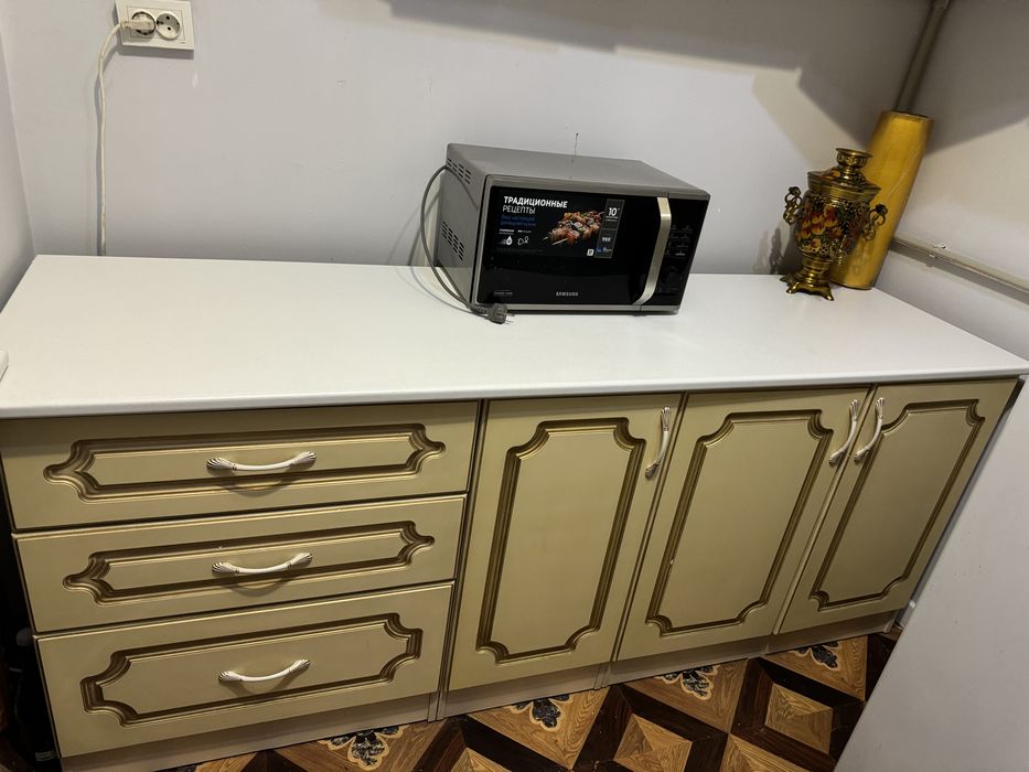 Кухонный гарнитур