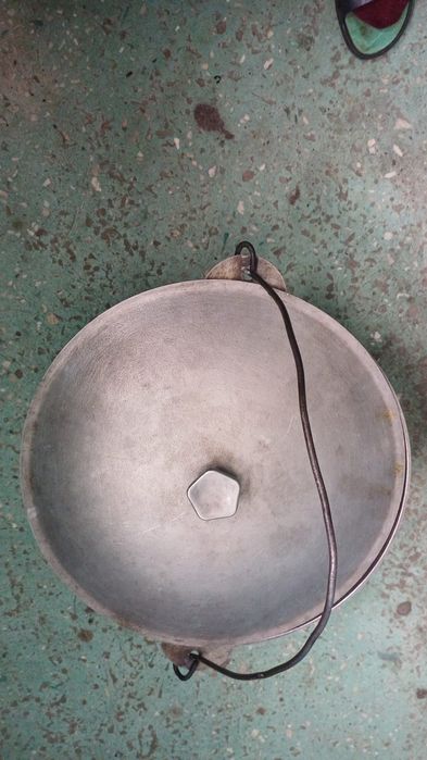 Казан     20  литровый