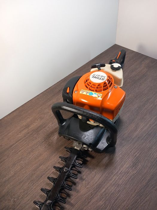Vând Stihl HS 81R pentru gard viu