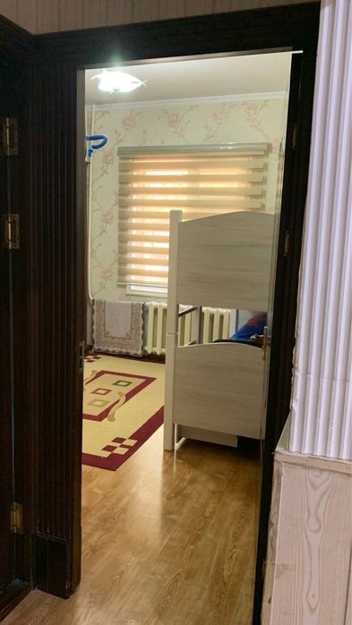 Продается 5 ти комнатная квартира в первом этаже