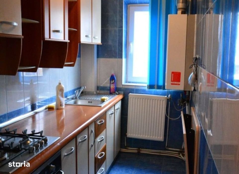 2 camere decomandat Pacurari et 1  mobilat si utilat Cod:163407