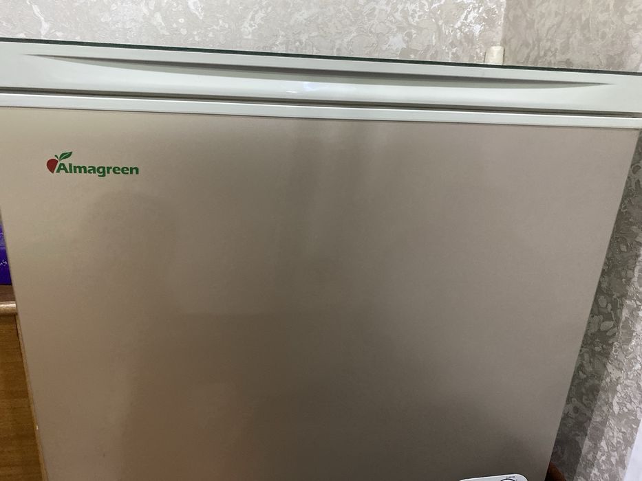 Продам морозильную камеру