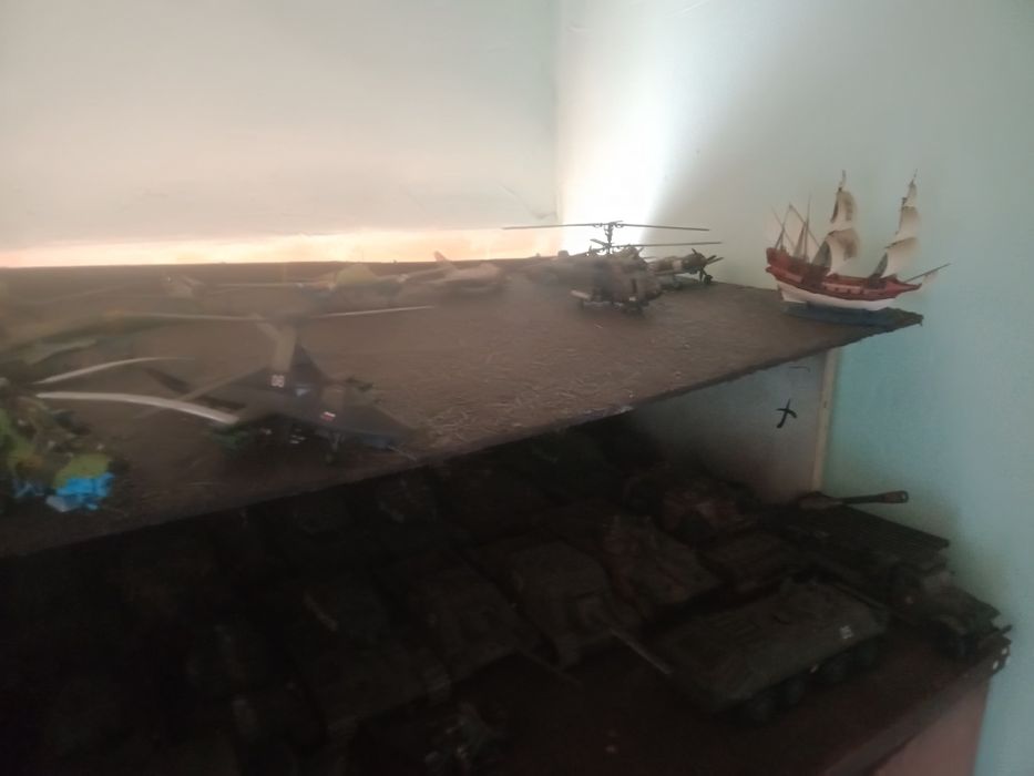 Продам коллекцию сборных масштабных моделей