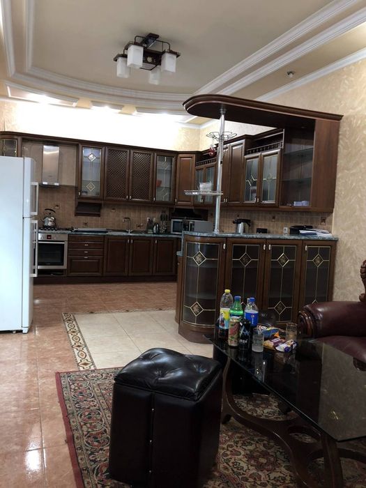 7,5 сот 2 дома 450 м.кв