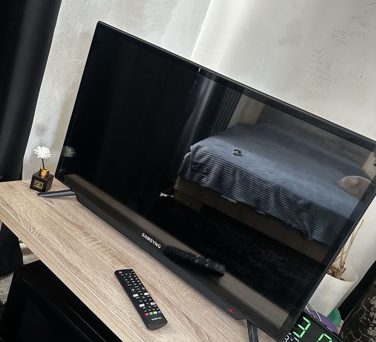 Продам телевизор