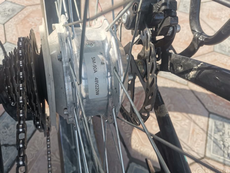 Очень Срочно Продаётся электро  велосипед очень крутой и удобный