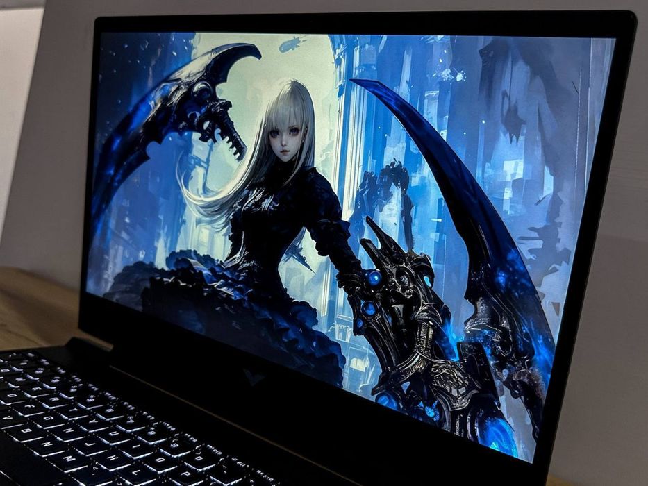 Hp victus 15 14- AVLOD ZEN 4 RTX 4050 6 GB