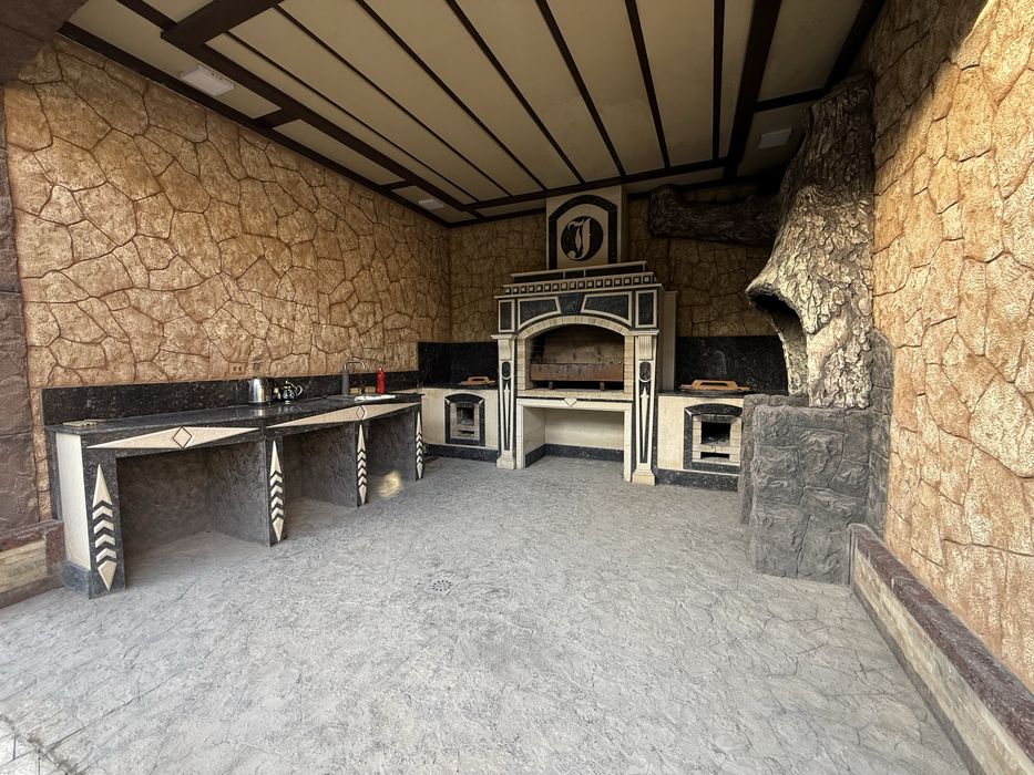 Продажа загородного дома 8 соток Рохат NRJ Бахт Угловой формы фасад 32