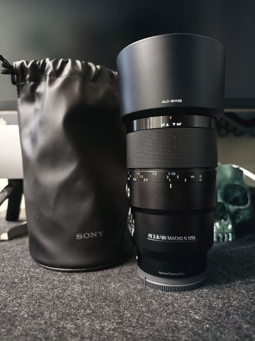 Объектив Sony FE 90mm f/2.8 Macro G OSS