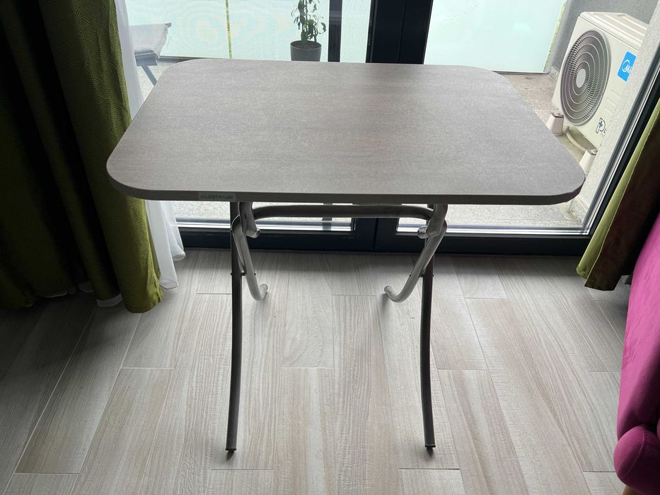 Masă pliabilă pentru balcon/terasă, 80 x 60 cm, stare foarte bună – Cluj-Napoca