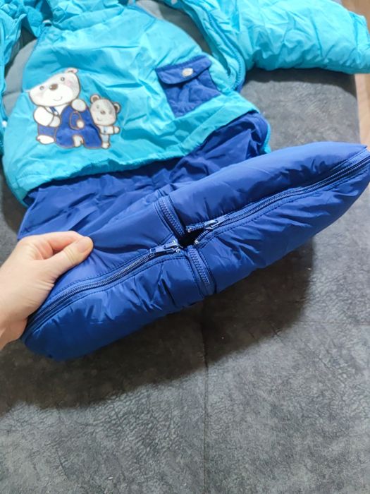 Продам детский зимний комбинезон трансформер б/у