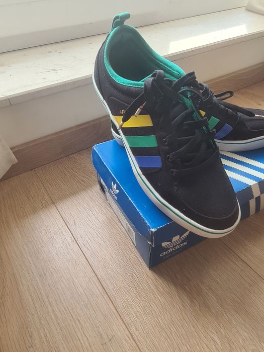 Обувки Adidas Ar-D1