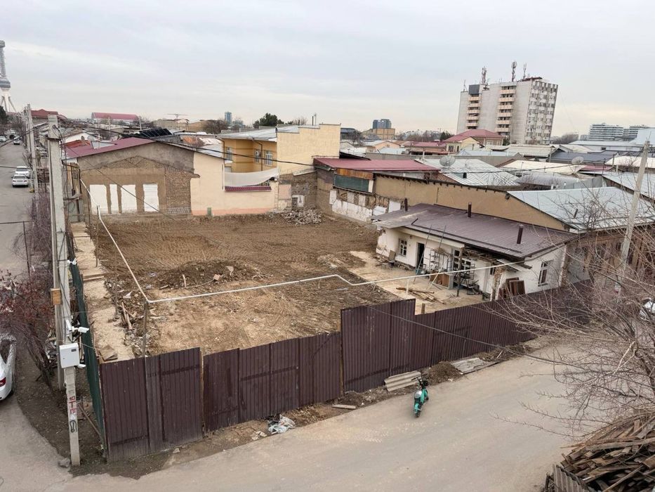 Продаётся земля в Юнусабадском районе