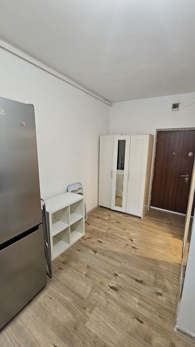 Vand garsoniera Titan