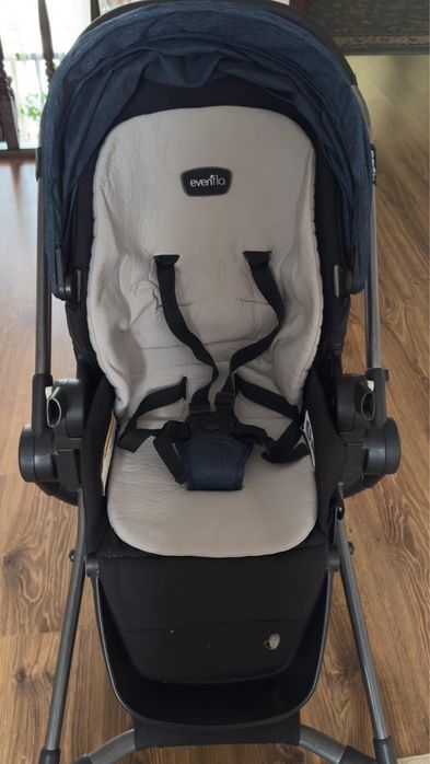 Детская коляска evenflo