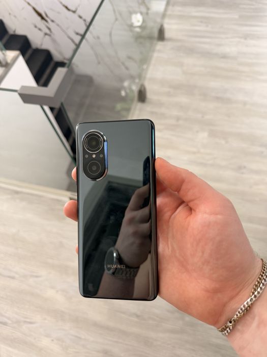 Huawei Nova 9 in stare perfectă