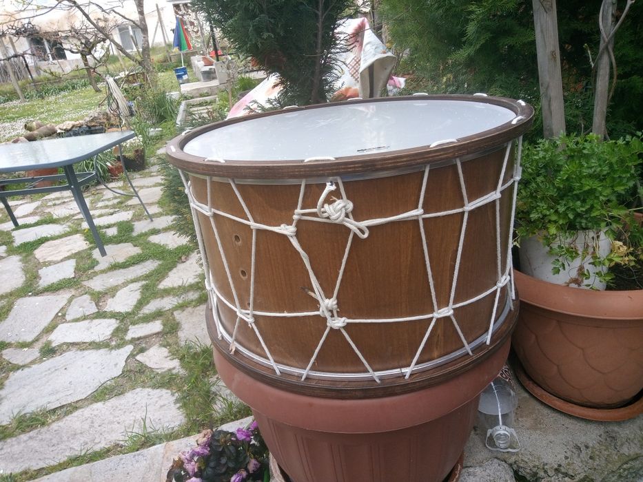 Изработвам битови тъпани от 12 до 22 инча.