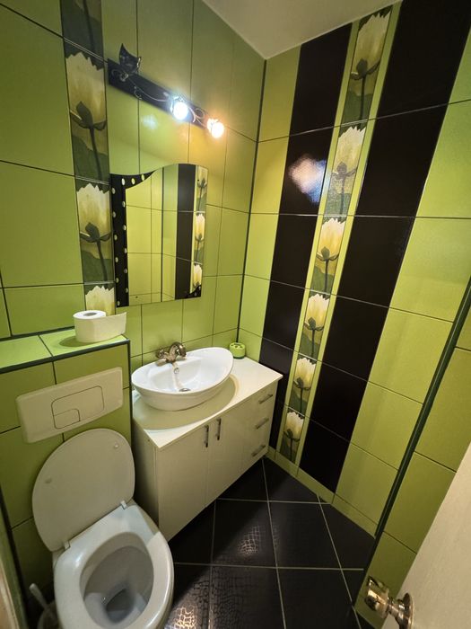 Inchiriez apartament 3 camere bd Constantin Brancoveanu