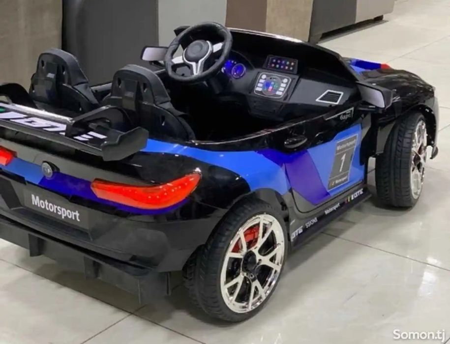 Детская машина bmw M8| до 7 лет| двухместный 4wd 24w| доставка есть