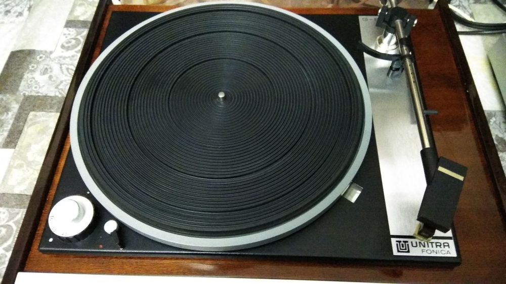 Проигрыватель Вега 106(G600B).