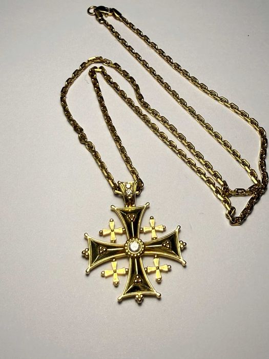Cruce Ierusalim din aur de 18k cu lanț