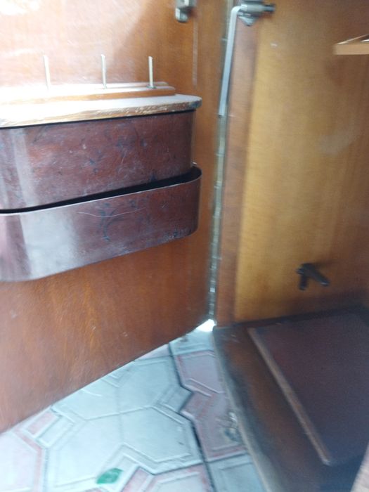 Продам состояние отличное работает отлично швейная машина работает отл