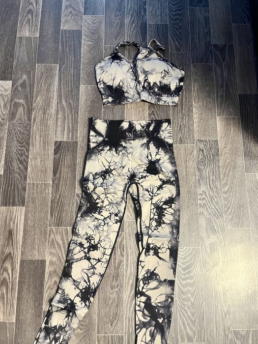 Продам одежду и обувь