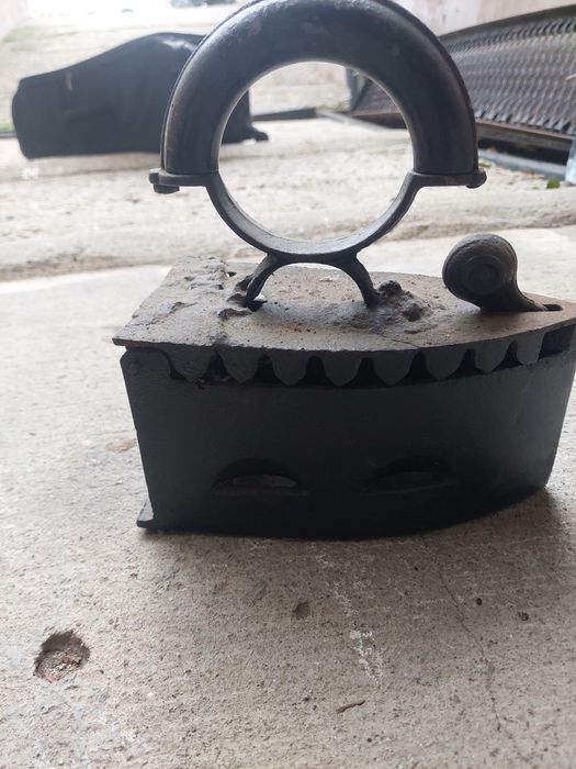 Fier de călcat vintage