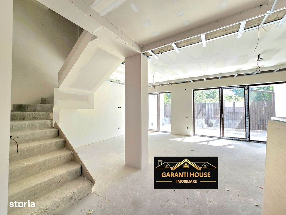 Comision 0%, Centrul Vechi, casa noua, 198 mpc, 2 parcari, 188 000€